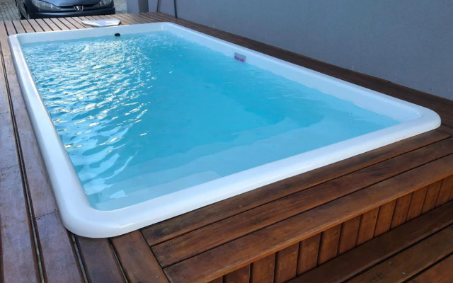 Apto Alto Padrão C/Ar Cond. e Área Gourmet