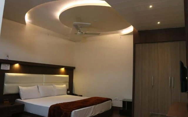 Hotel Crystal