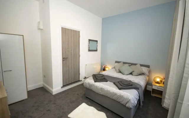 Trelu - Self Catering Three Bedroom Ground Floor Property