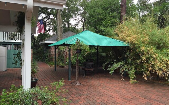 Far View - A Bed & Breakfast Estate