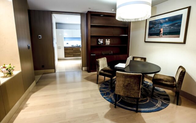 Apartments by Fairmont Baku Flame Towers