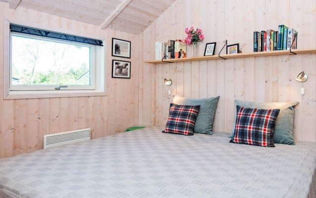 6 Person Holiday Home in Hemmet
