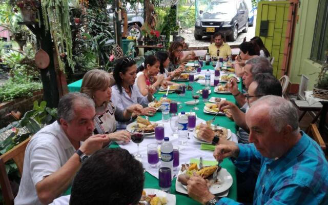 Posada Las Bromelias