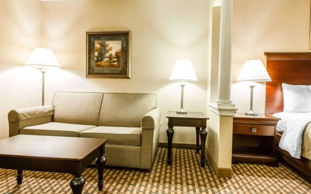 Comfort Inn & Suites Scarborough - Portland
