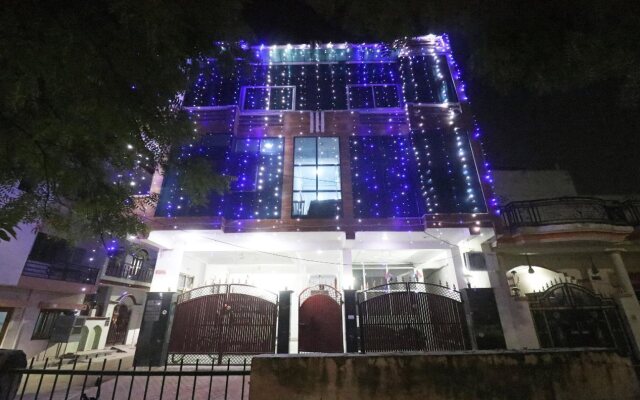 Oyo 18395 Star Palace