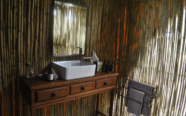 Sibani Lodge