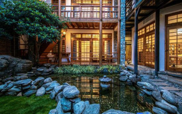 Zen Garden Inn – Exterior – Dali