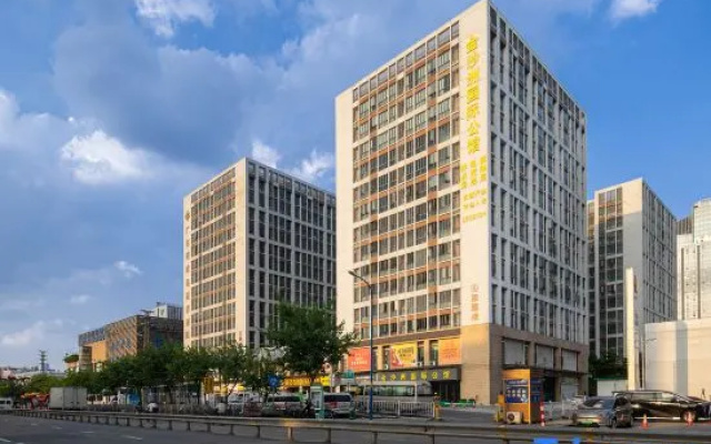 LingDu – Outside – Foshan