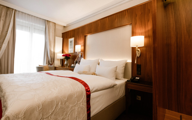 Hotel Stefanie