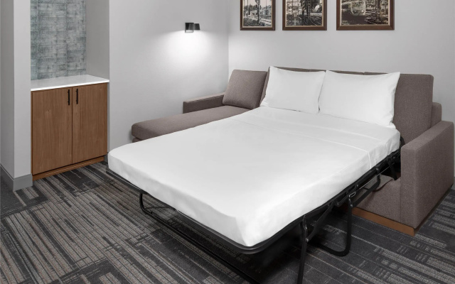 DoubleTree by Hilton Midland West Loop I-250