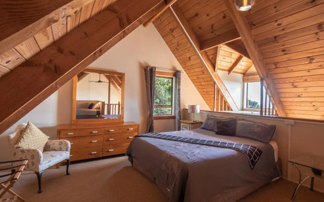 Whisper Cottage