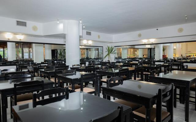 Santa Marina Unique Hotel