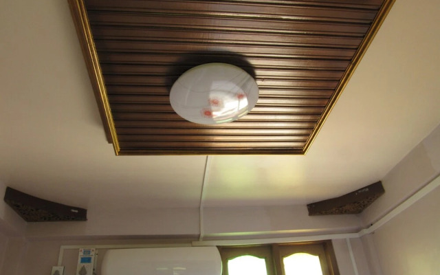 Lux Pillow Hostel Hpa An