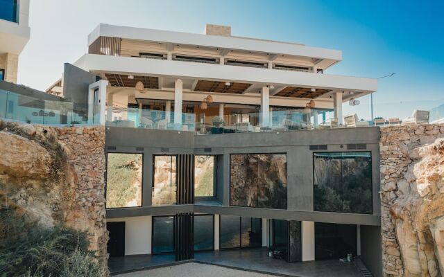 Sanders Konnos Bay Aphrodite - Exquisite 6-bedroom Villa On the Beach Front