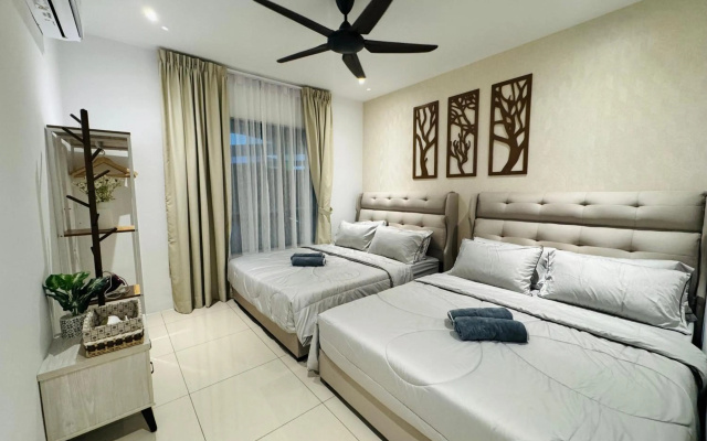 Ipoh Waterpark Homestay 7-12pax 3 Or 4Bedrooms Pool or City View with 2parking – Guest Rooms – Ipoh