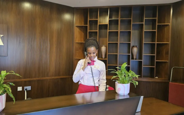 Grik Hotel - Entebbe