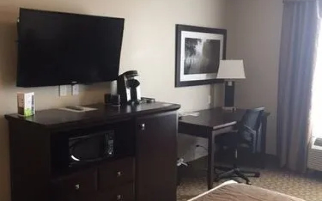 The Kanata by BCMInns Whitecourt