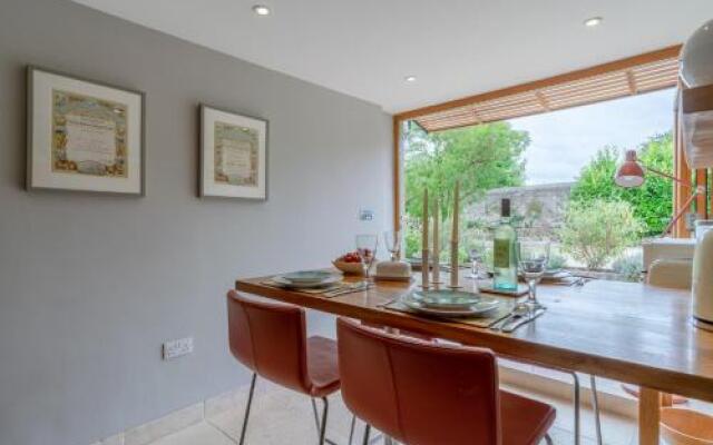 The Little Coach House