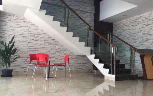 Redlink Hotel