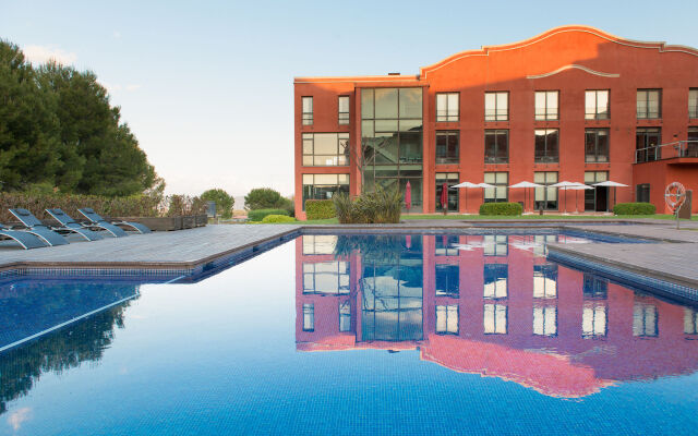 Отель Dolce by Wyndham Barcelona Resort