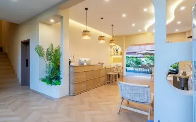 Xiangyejian Design Guesthouse (Dai Ethnic Ancient Town)