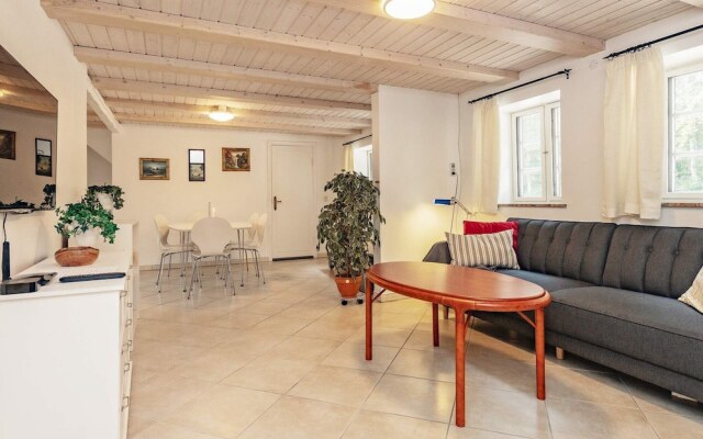 6 Person Holiday Home in Rodby