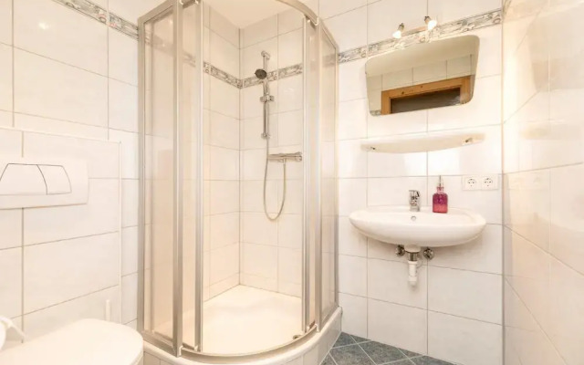 Holiday Home, Strass im Zillertal