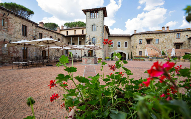 Castel Monastero