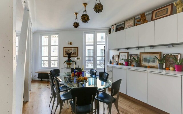 Stylish, and Spacious Apartment - Champs-elysées