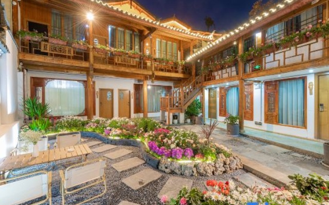 Ananas Valas Mulanjing • Garden Lishe Space Rizhao Jinshan Homestay (Lijiang Ancient City Branch) – Exterior – Lijiang