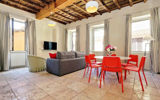 Pavone Charme - My Extra Home