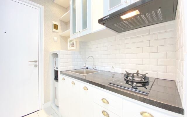 Nice Studio Room At Grand Asia Afrika Apartment