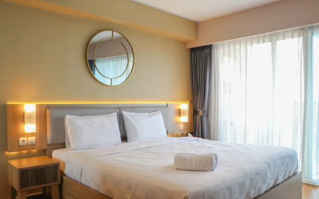 Homey And Cozy Living Studio At Tamansari The Hive Apartment