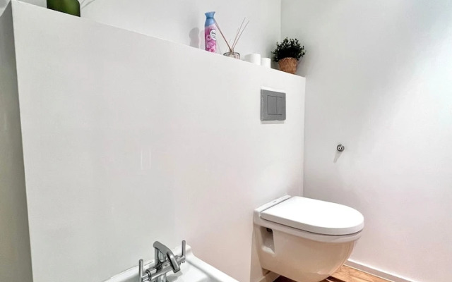 Peaceful 2 minutes European Parliament