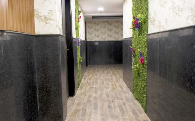 Fabhotel White Castle Sez