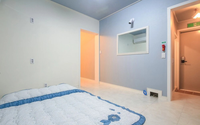 Yeosu Party Motel and Guest House