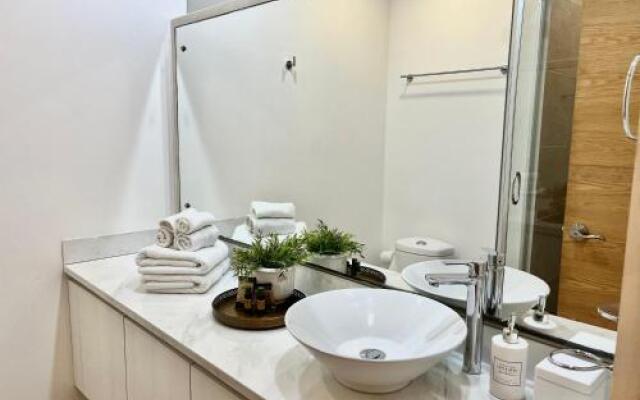 Luxury 5th Avenue Menesse 32