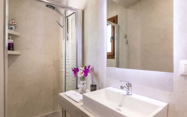 Loukia Luxury Apartments