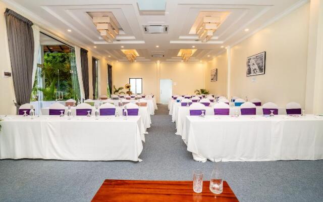 RiverTree Villa & Resort