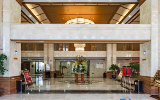 Yunqi Hotel