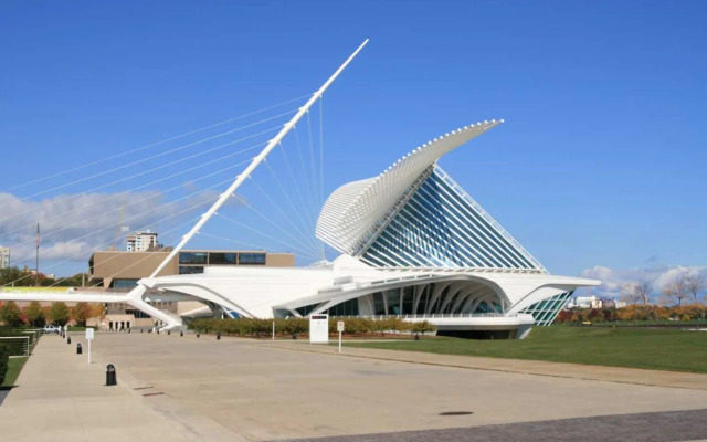 Hilton Garden Inn Milwaukee Airport