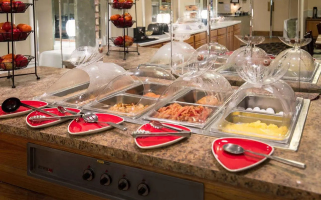 Clarion Hotel & Convention Center