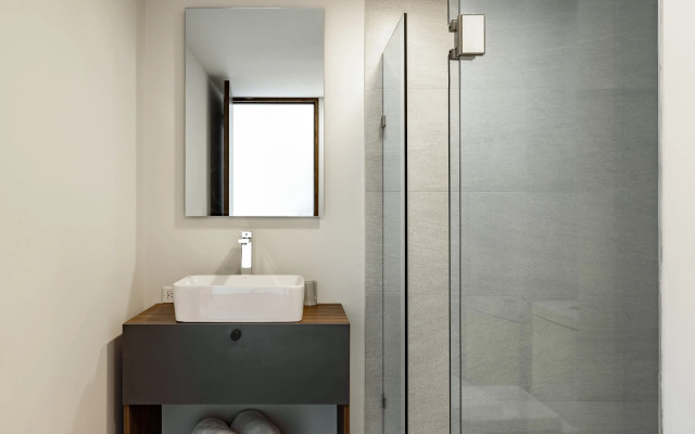 Casai Roma 2 BR Luxury PH