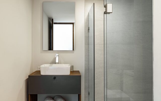 Casai Roma 2 BR Luxury PH