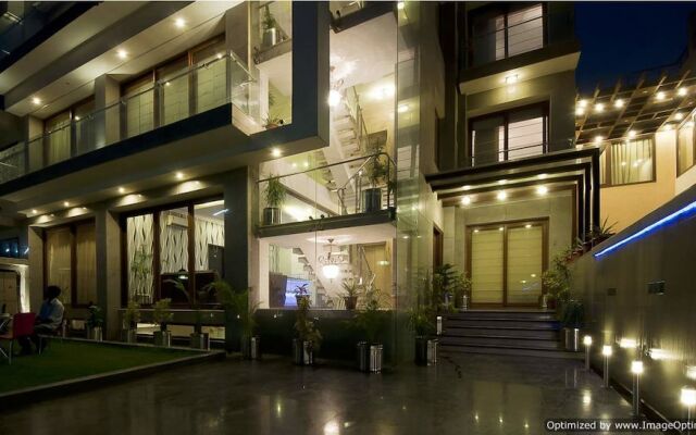 Asian Suites