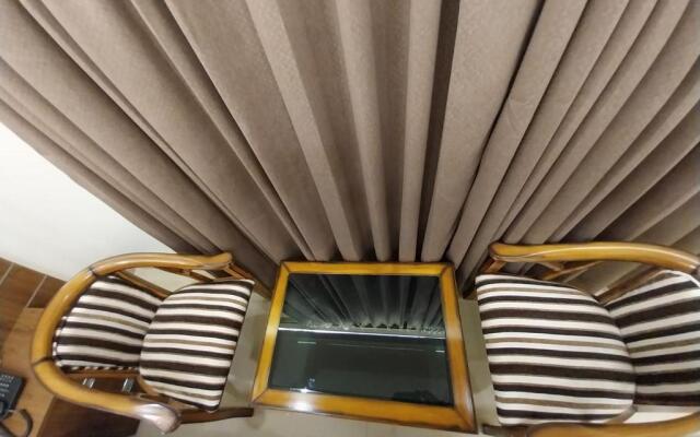 Hotel Mk Grand