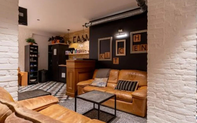 CALM Appart' & Hostel