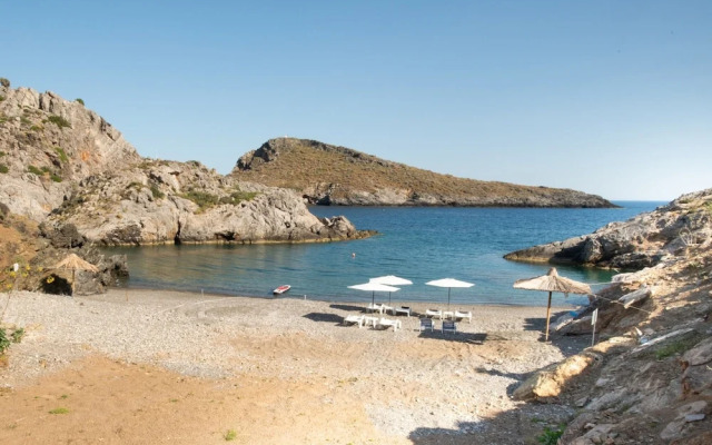 Beachfront Studio Kyma East