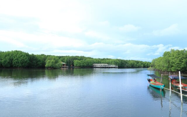 Mangrove Sanctuary Resort