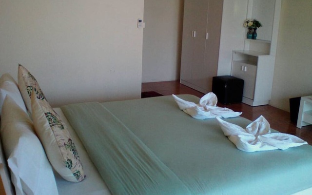 My Home Resort – Guest Rooms – Surat Thani